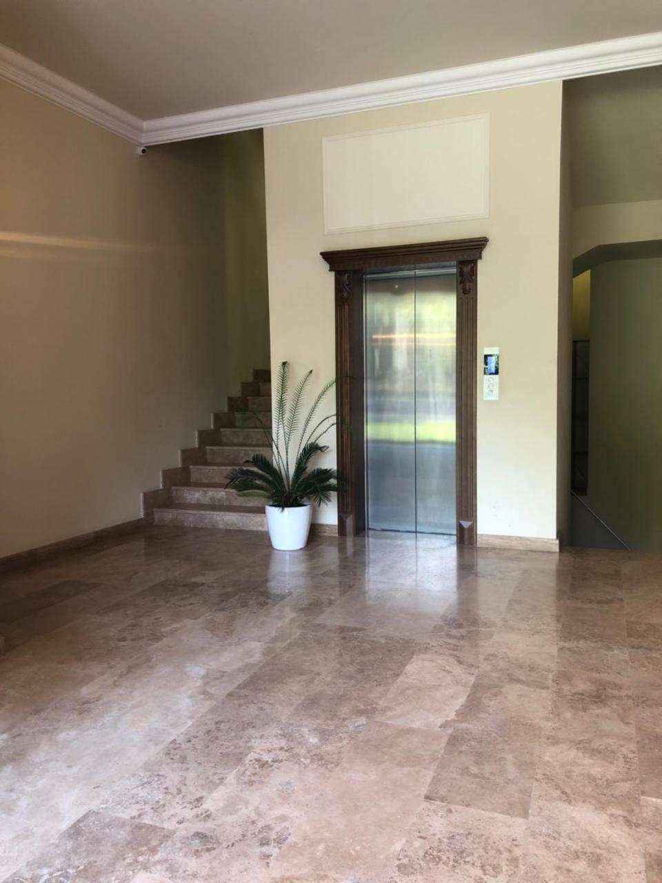 Boulevard Hotel Ереван Екстериор снимка